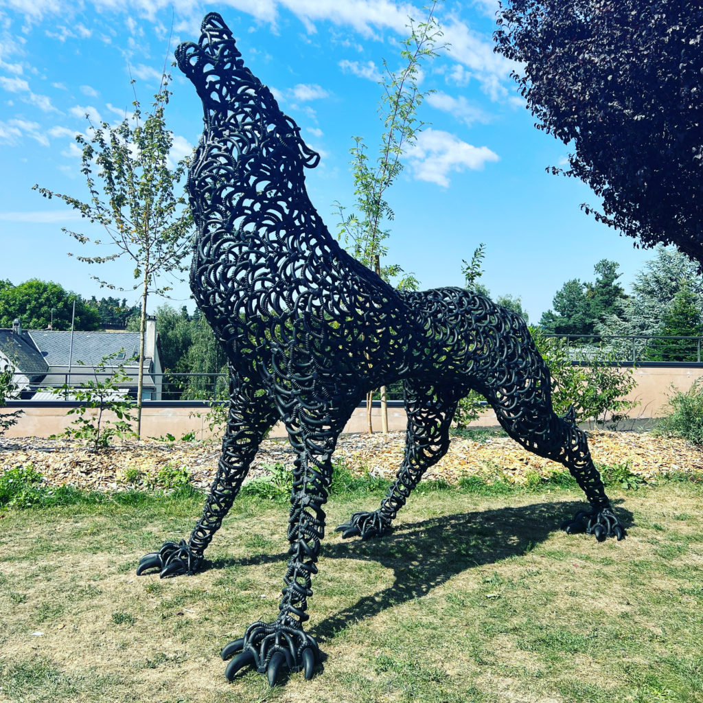 sculpture le loup par Vincent Libecq